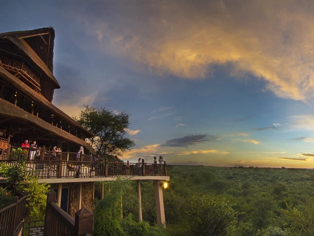 Victoria Falls Safari Lodge