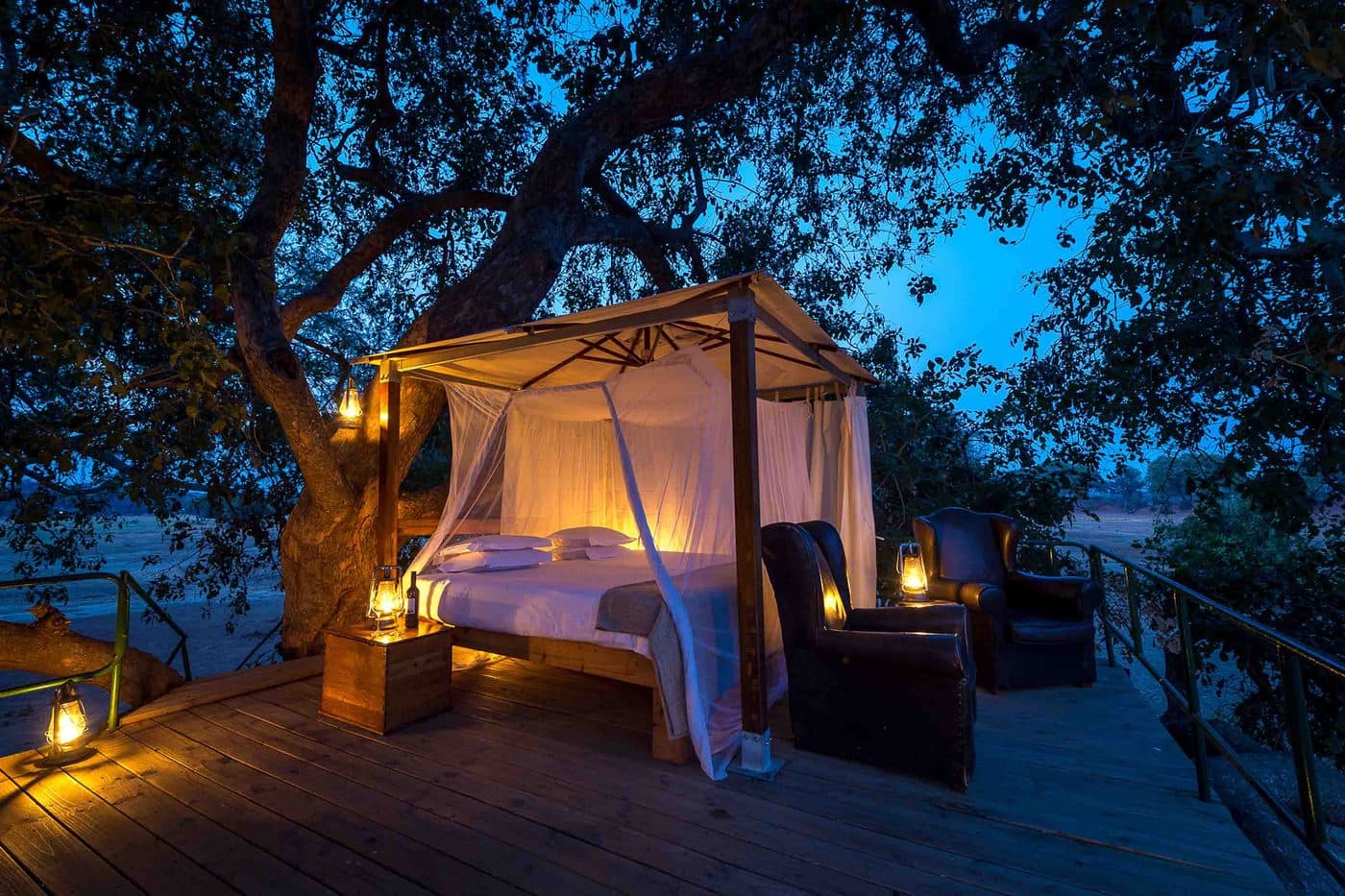 Star Bed & Sleep-Out Experience in Sabi Sands Game Reserve