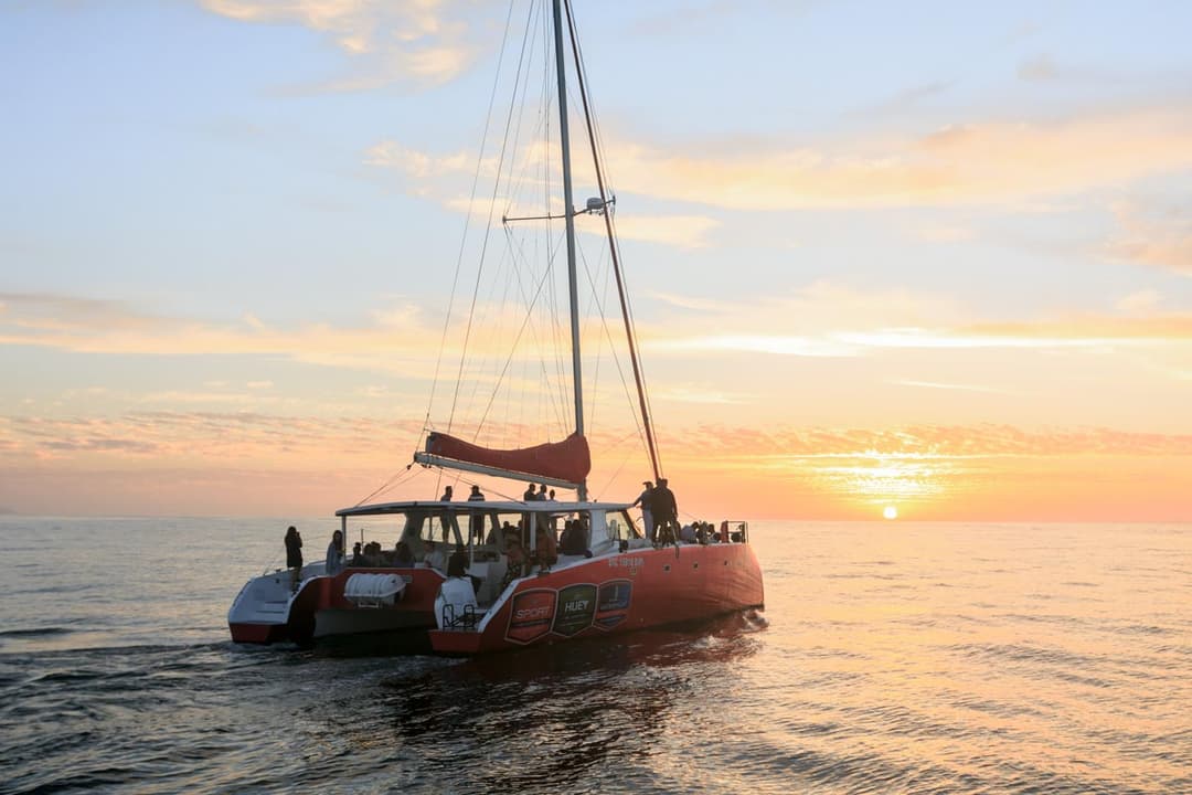 Sunset Cruise & Champagne from the V&A Waterfront — Cape Town