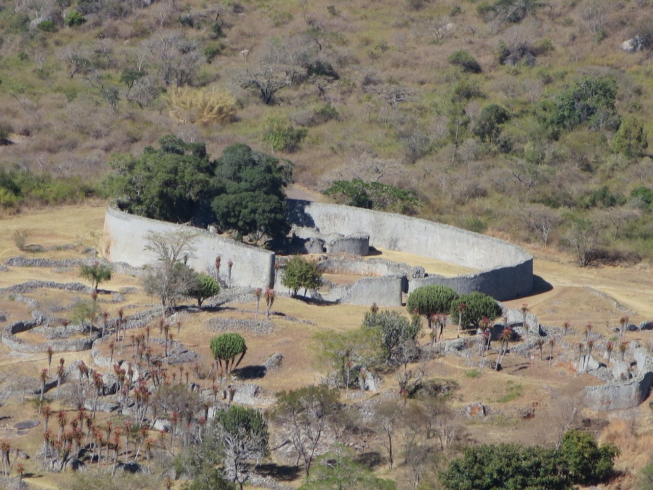 Great Zimbabwe Hotel image 1