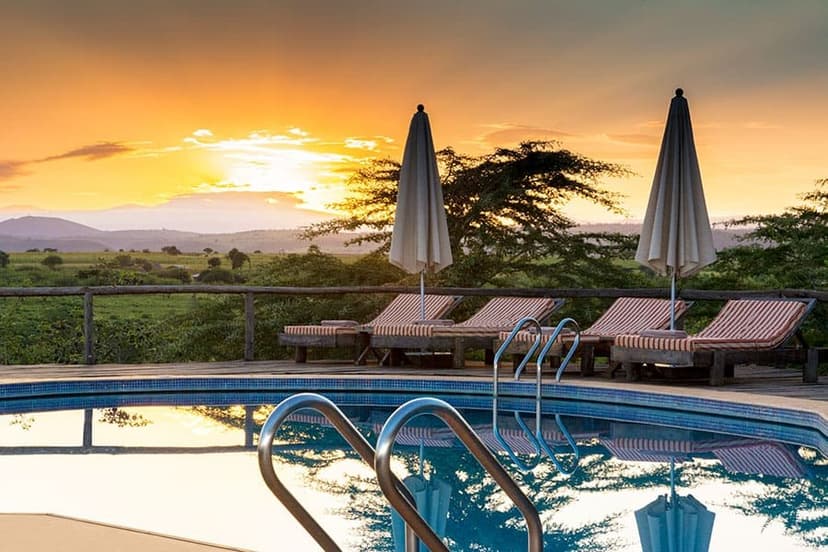 Escarpment lodge with Rift Valley views