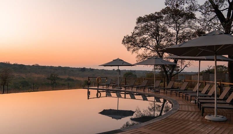 Mozambique Highlights — Pool by the sea