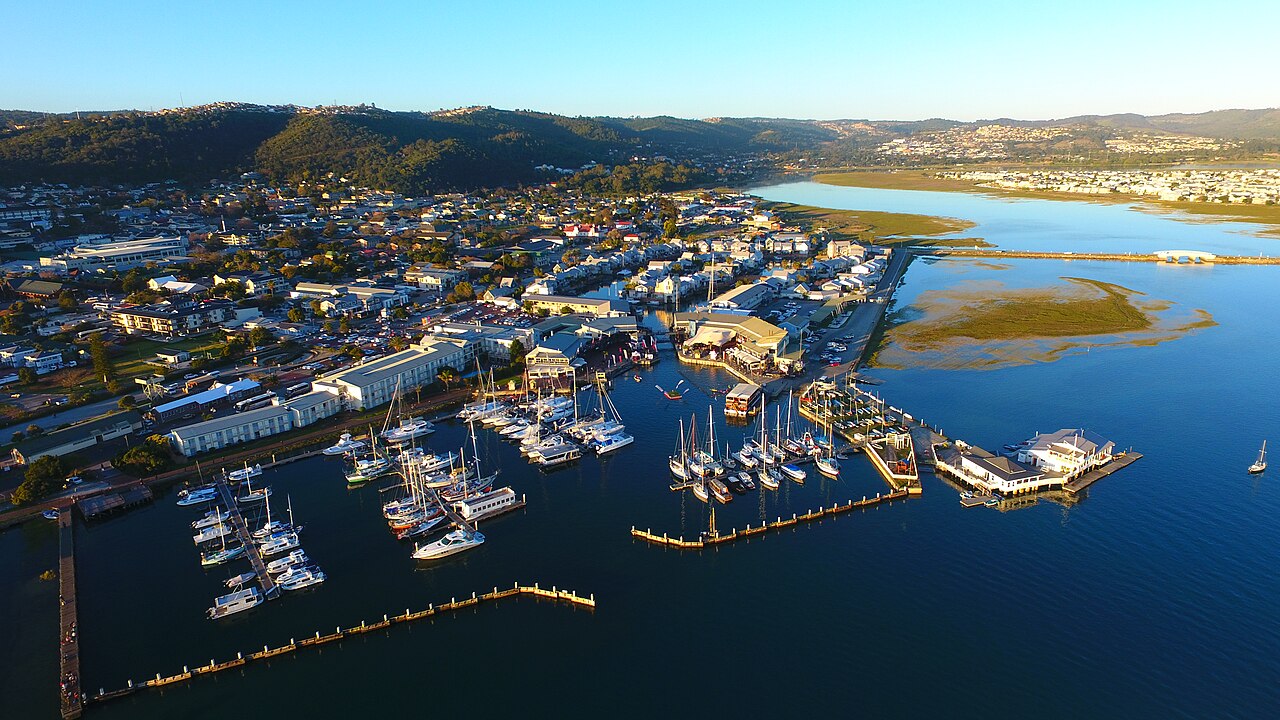Knysna Heads rocky cliffs framing the Indian Ocean lagoon