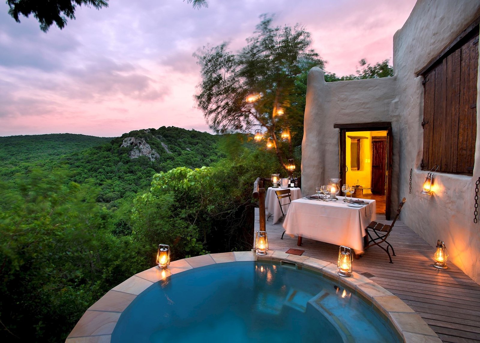 &Beyond Phinda Rock Lodge — Dramatic clifftop suites, intimate