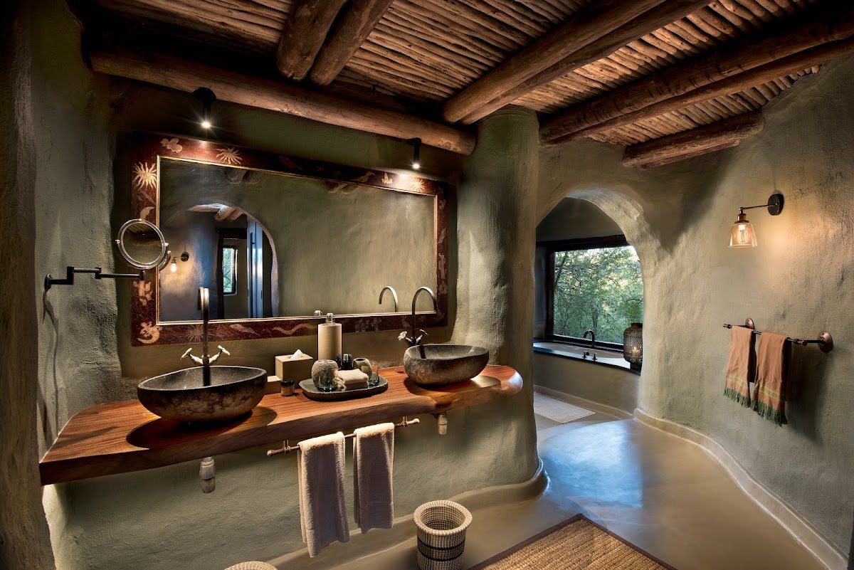 &Beyond Phinda Rock Lodge — Dramatic clifftop suites, intimate