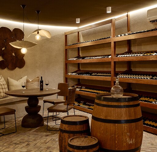 The wine cellar lounge at Arathusa Safari Lodge