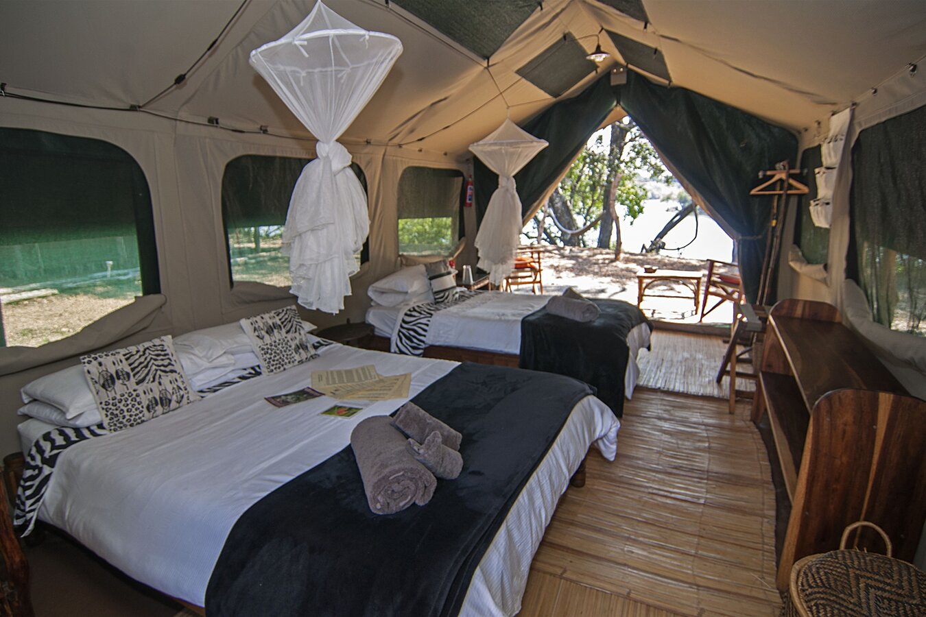 Mayukuyuku Bush Camp on the Kafue River banks