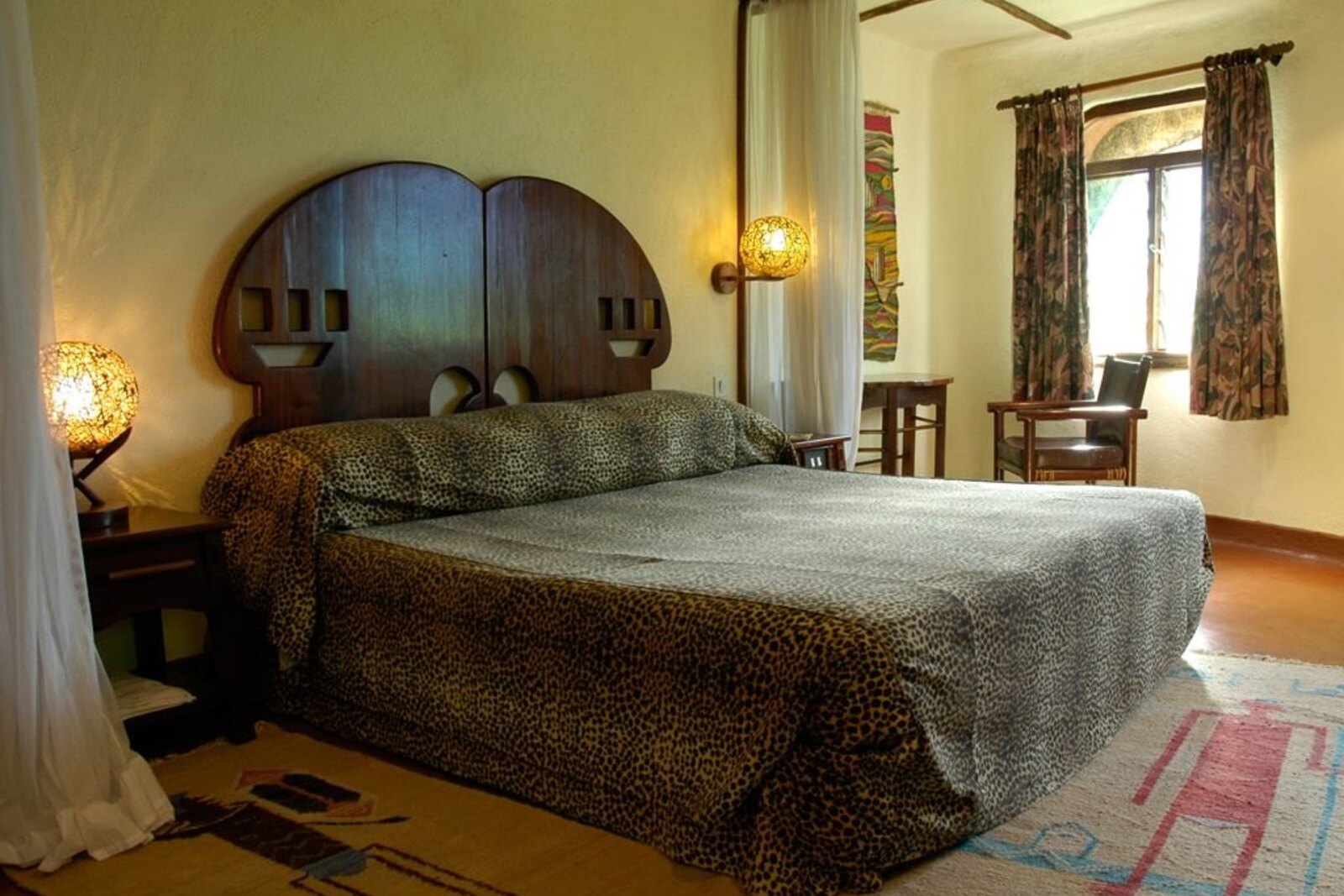 Ngorongoro Serena Safari Lodge double room with Maasai-inspired decor