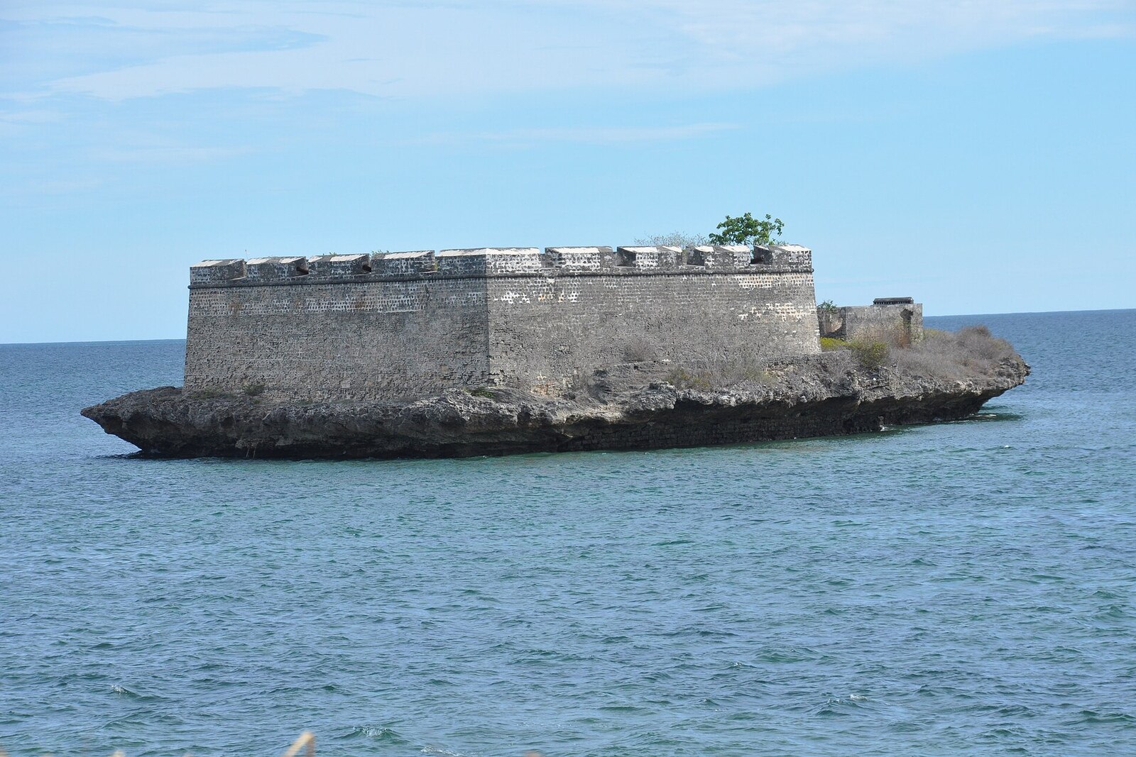 A stone fort standing in the sea off Ilha de Moçambique