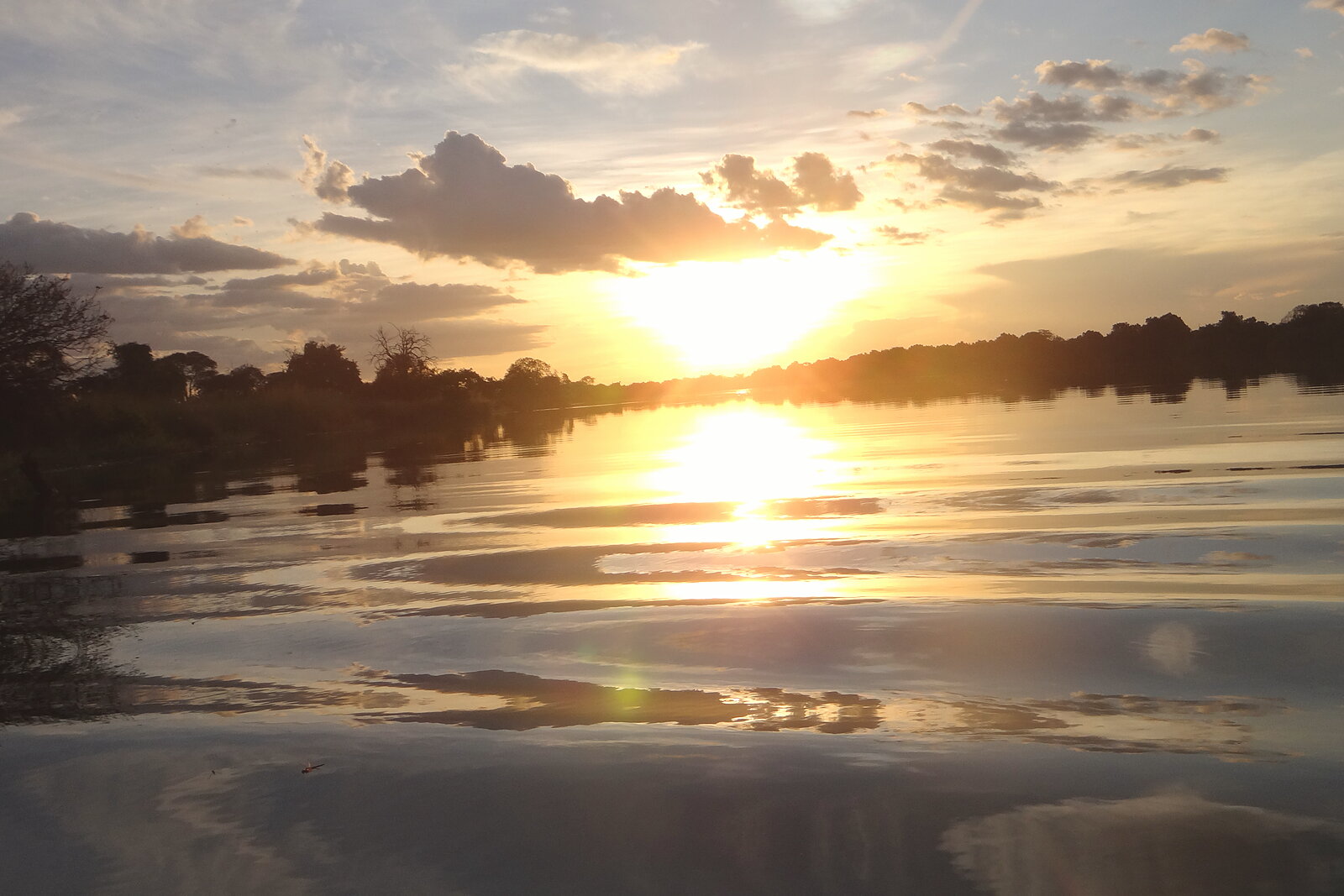 Sunset over the Zambezi near Old Mondoro