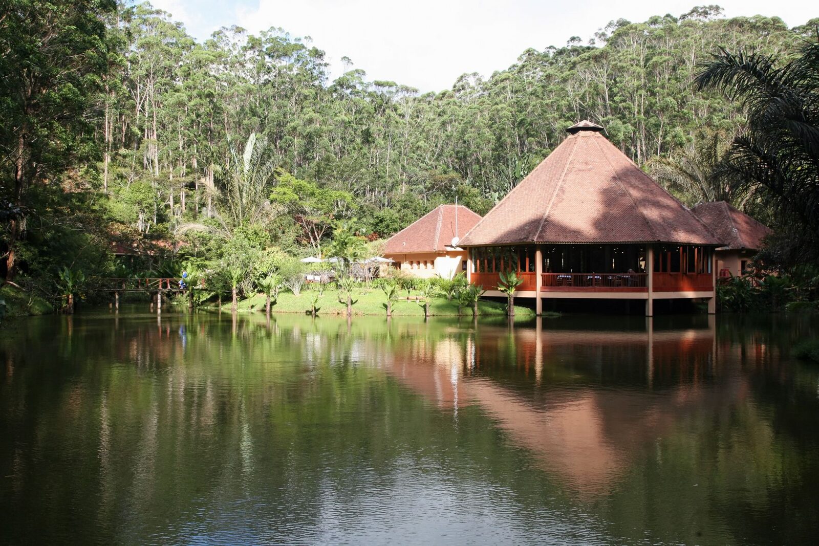 River and rainforest at Vakôna Forest Lodge, Andasibe