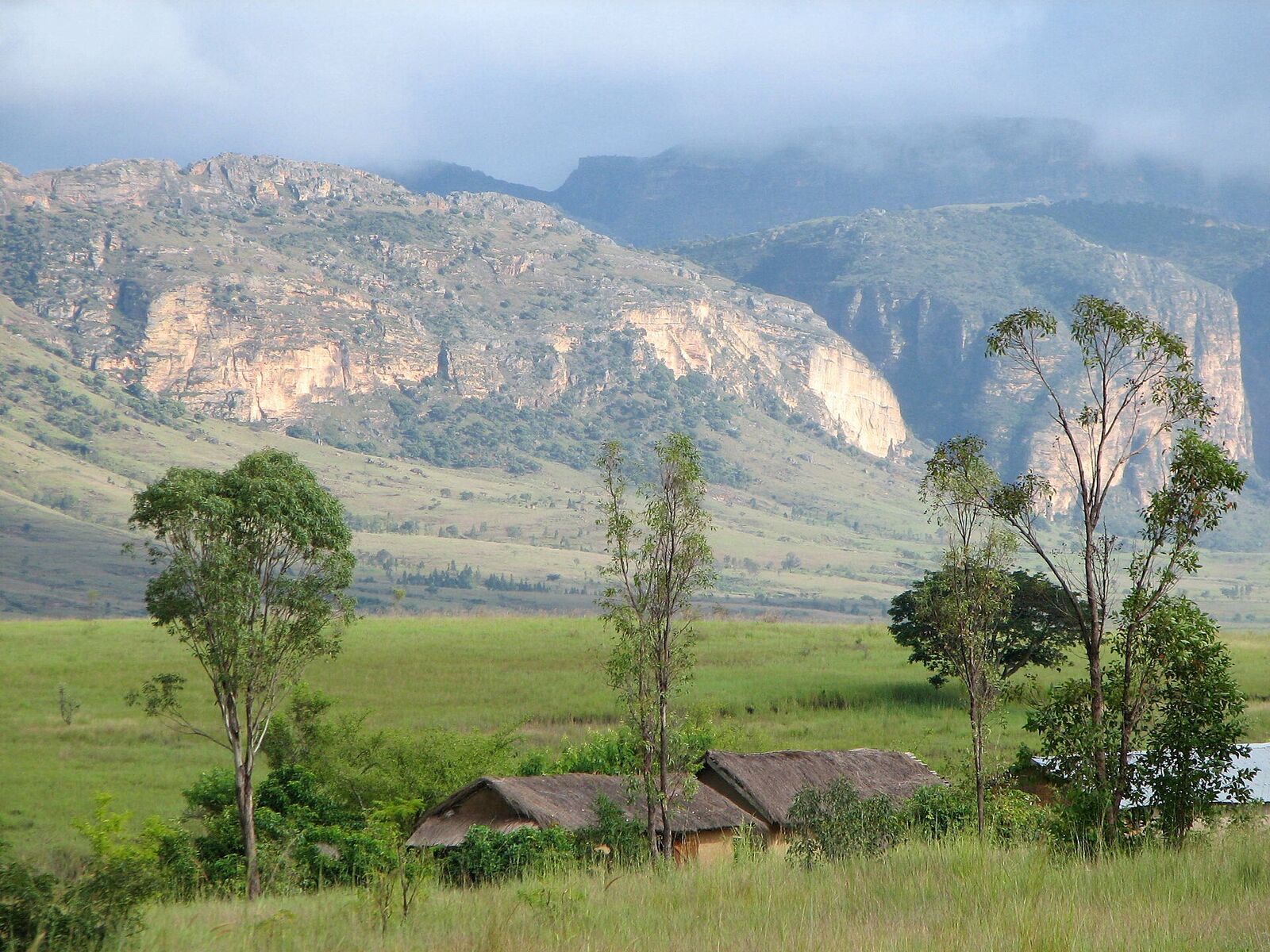 Canyon and pool in Isalo National Park