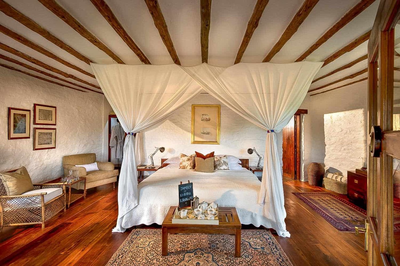 Kleins Camp — lodge setting in the wild