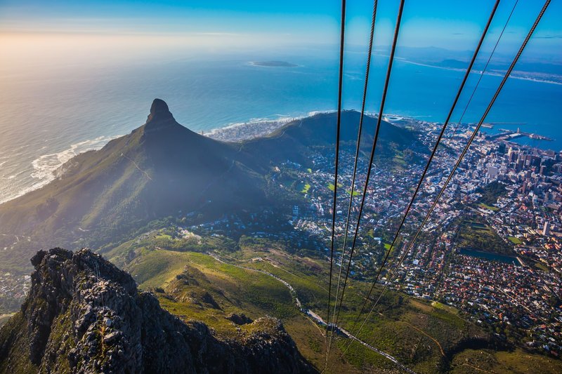 Cape Town coastline and Table Mountain at golden hour, the start of a 3-day itinerary