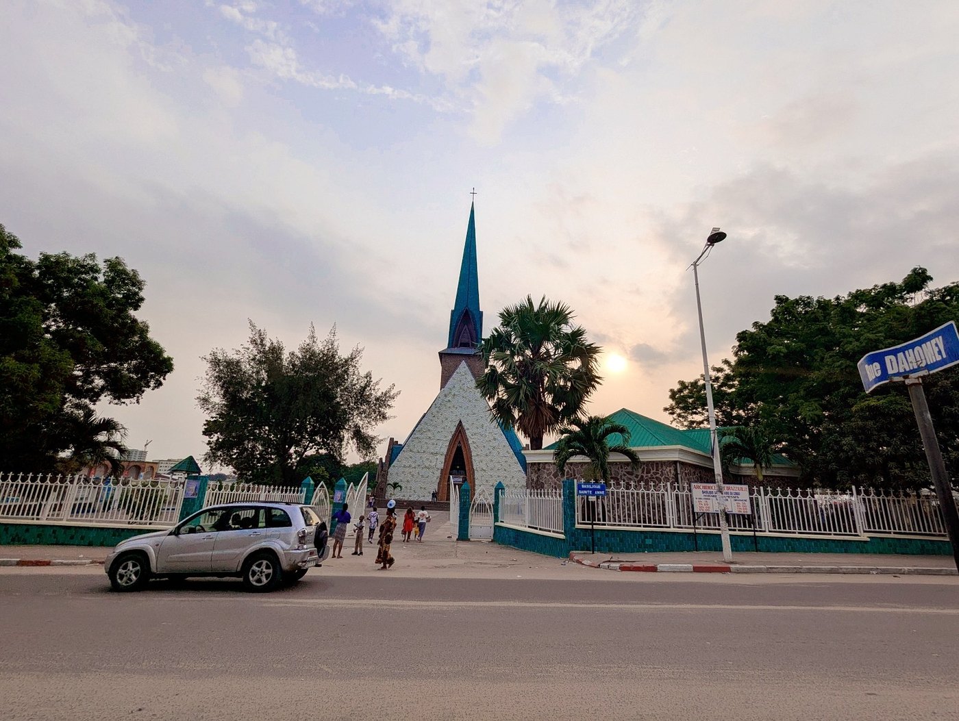Central Brazzaville public square near safari hotels