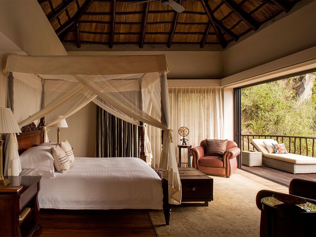 Four Seasons Serengeti — lounge and living space
