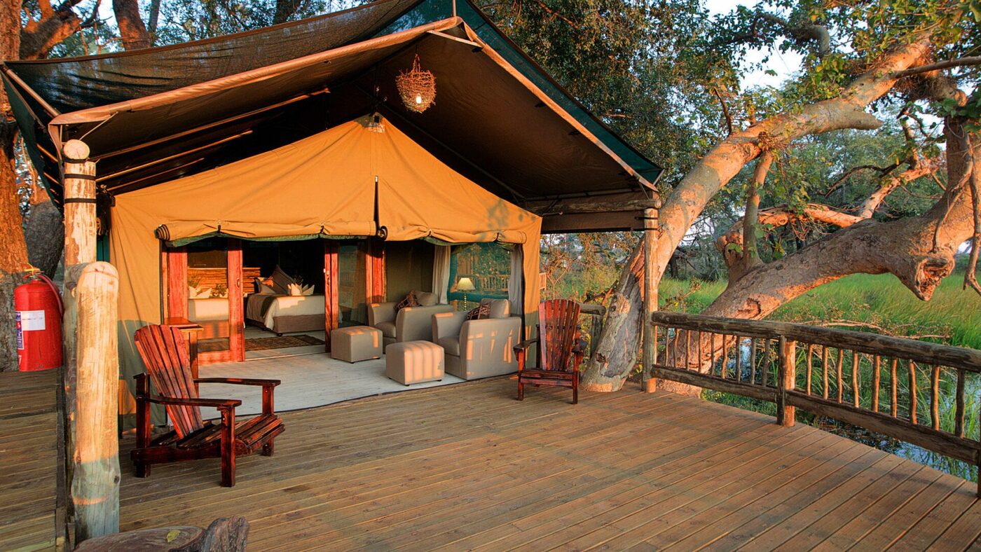 Gunn's Camp main area under mopane trees