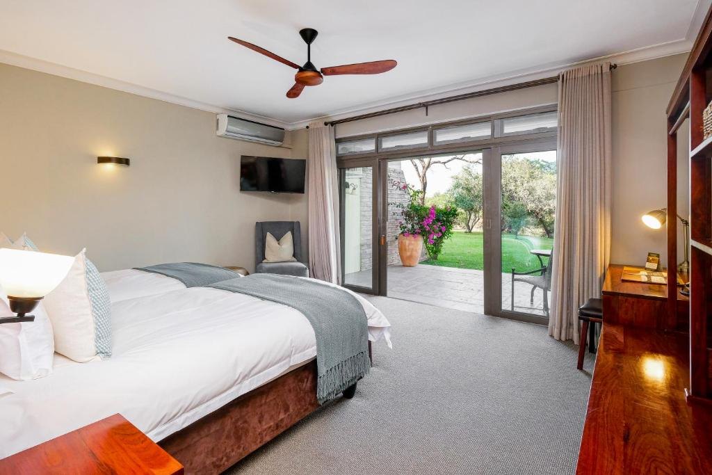 Ilala Lodge — lodge setting in the wild