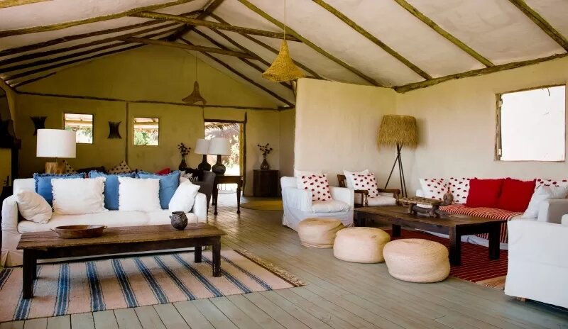 Lounge seating at Lamai Serengeti with sofas, textiles and a relaxed safari feel