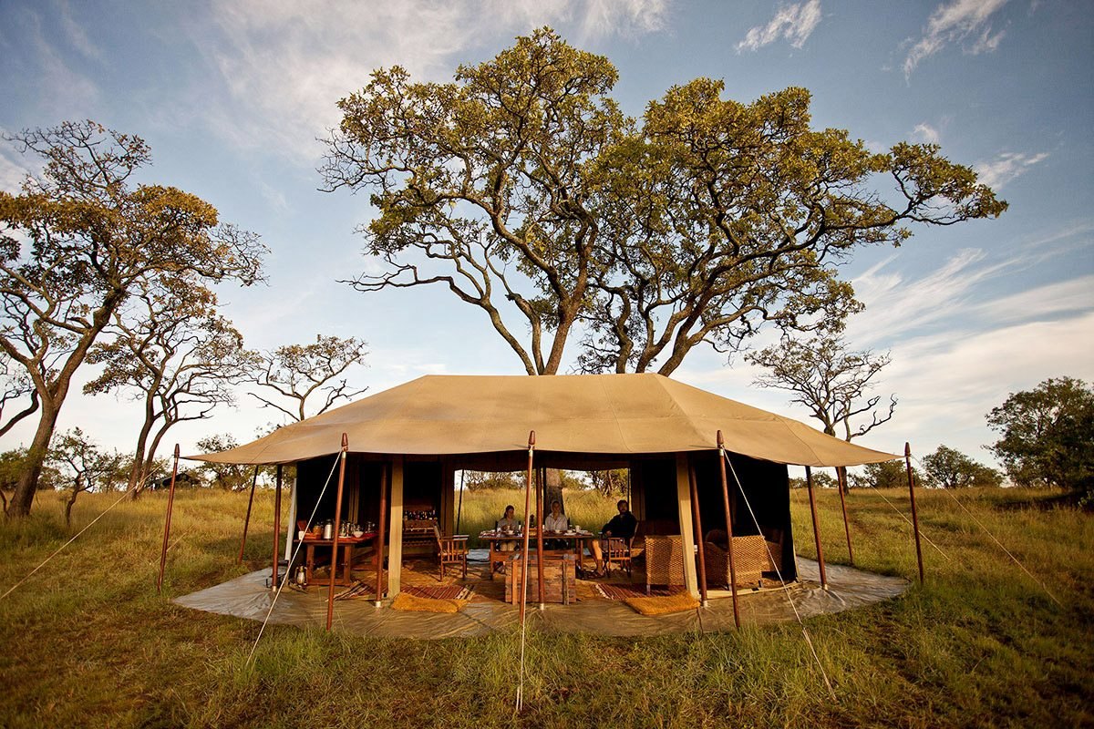 Migration Mobile Camps — lodge setting in the wild