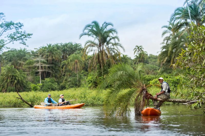 Kayaking Lekoli