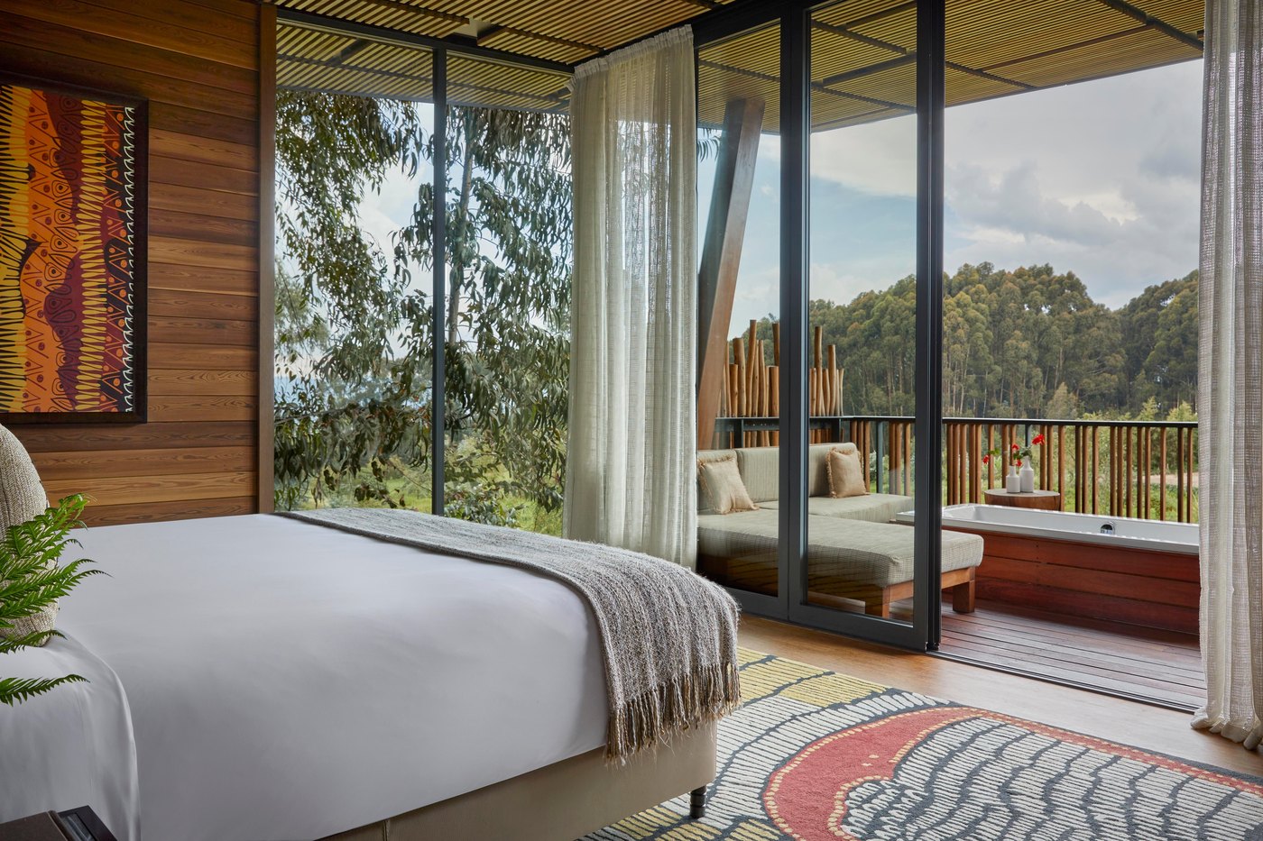 One&Only Gorilla's Nest — plunge pool and lounge area