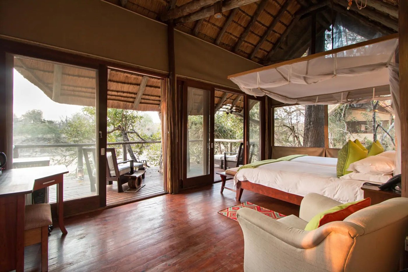 Rhino Post Safari Lodge pool and lounge area, Klaserie Private Reserve
