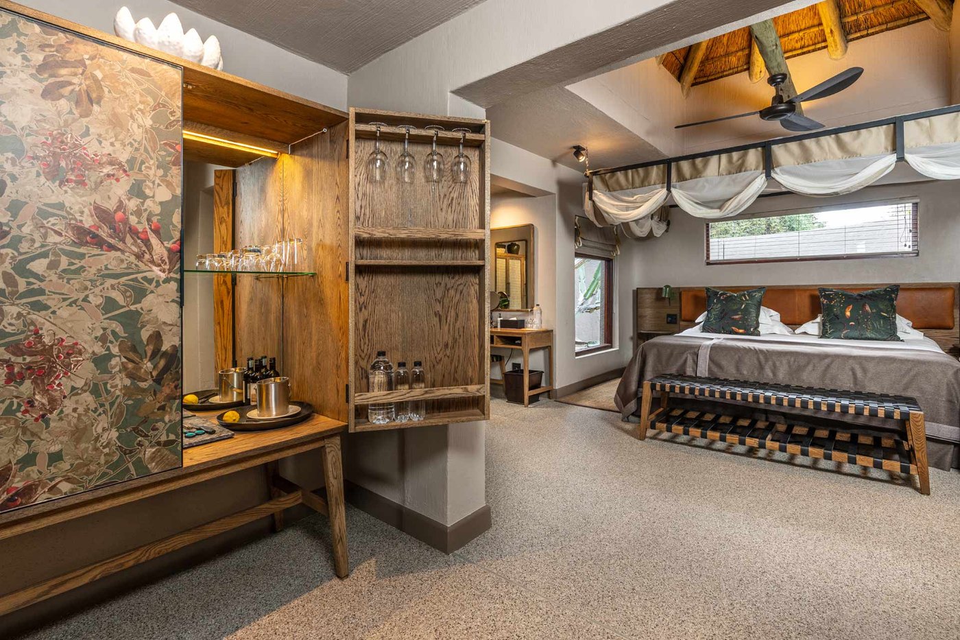 Living and dining area at Sabi Sabi Bush Lodge in the Sabi Sand