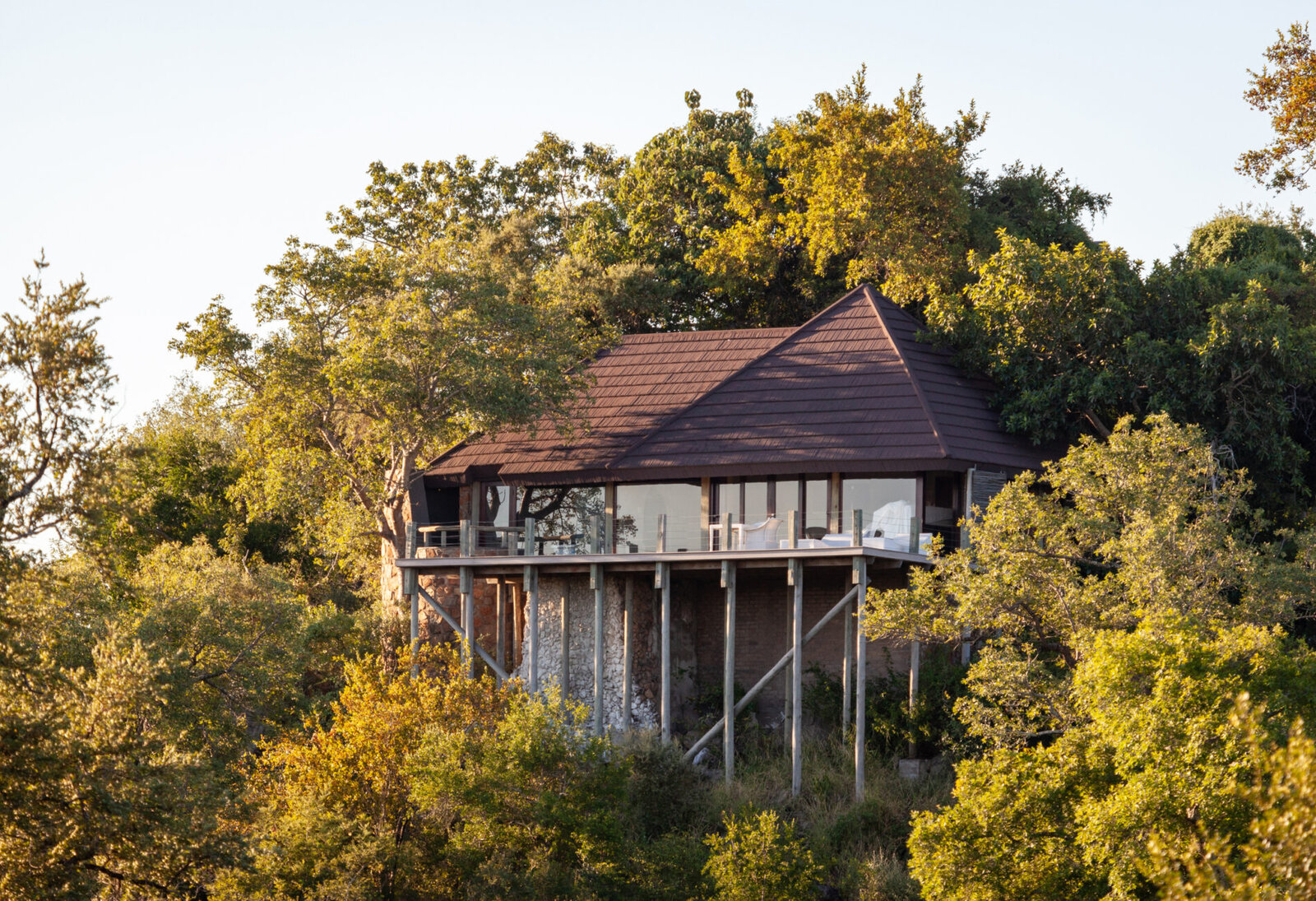 Leopard Hills — lodge setting in the wild